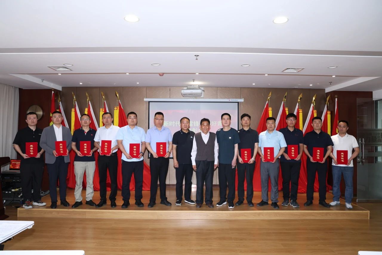 喜報｜新(xin)科(ke)公(gong)司(si)王俊濤榮獲長(zhang)垣市(shi)“新(xin)時代(dai)學(xué)雷鋒愛國(guo)好青年(nian)”